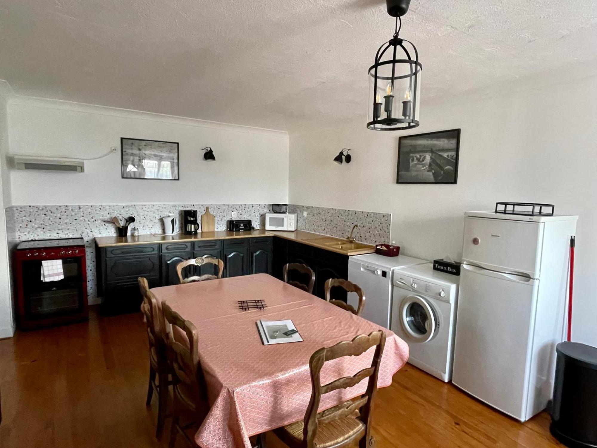 Gite Omaha 3 Etoiles - La Ferme Delaunay Saint-Come-du-Mont Экстерьер фото